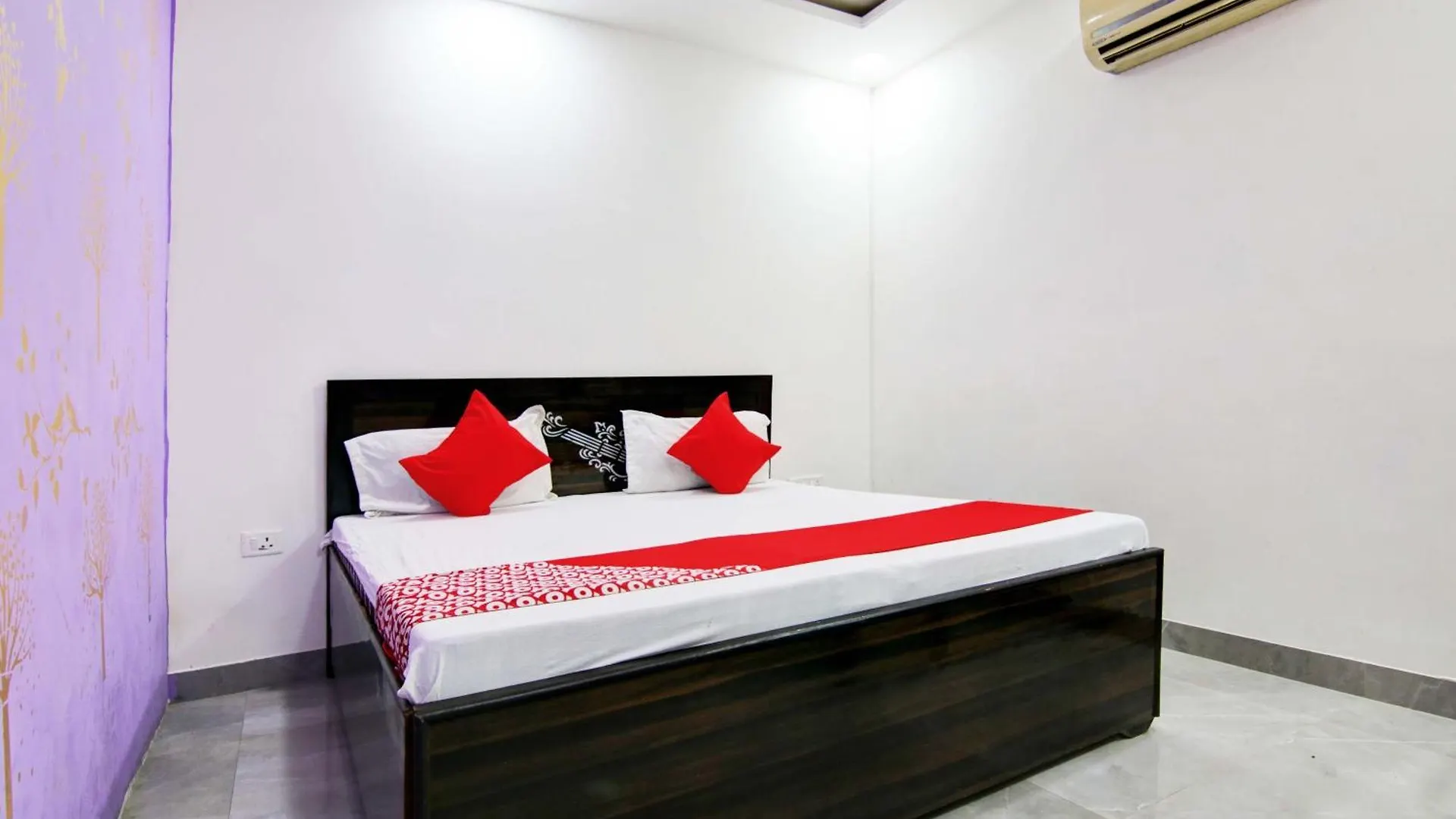 Hotel O Royal Inn Delhi  3*, Delhi (National Capital Territory of India) India