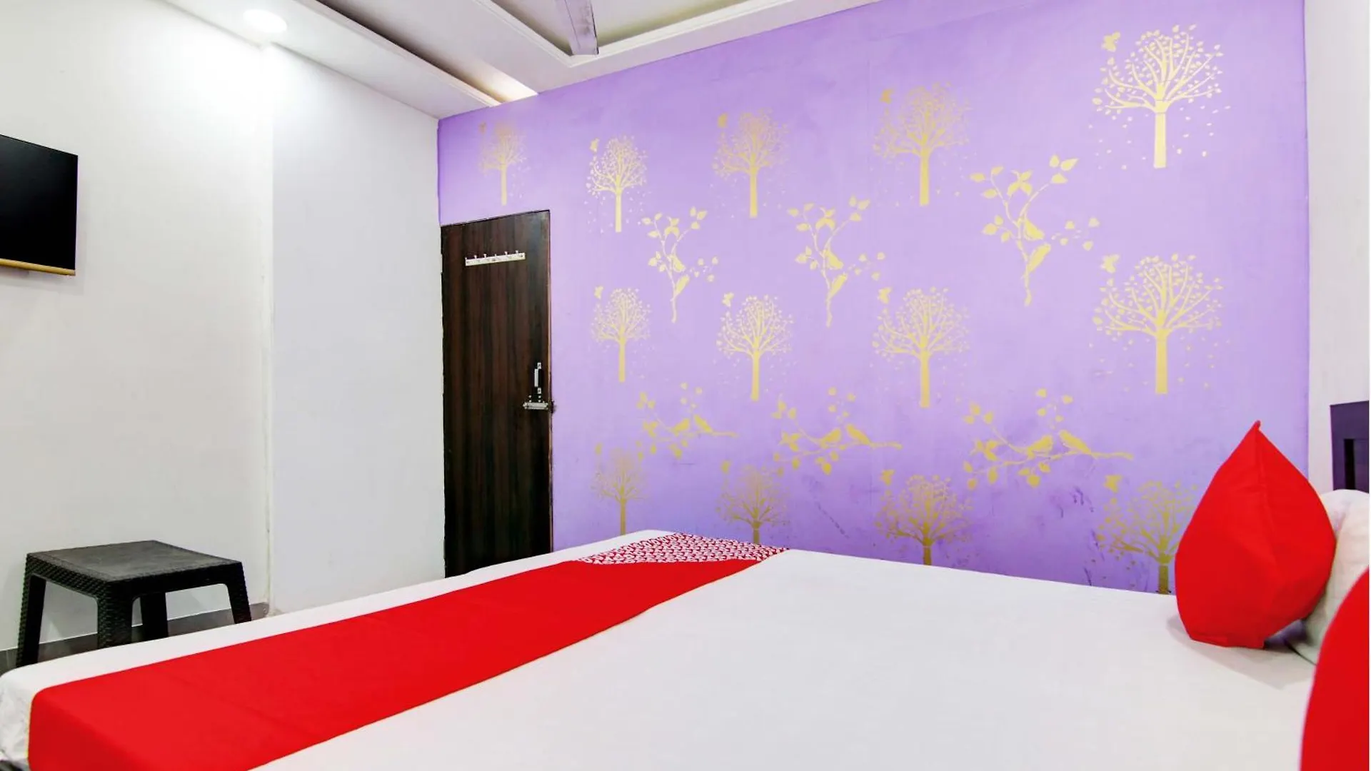 Hotel O Royal Inn Delhi